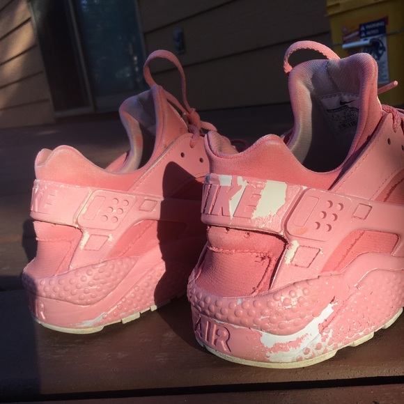 Bubblegum Pink NIKE Huarache Sneakers, US size 8.5 - Picture 6 of 12